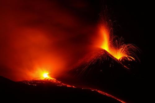 梦见火山喷发遇见了什么